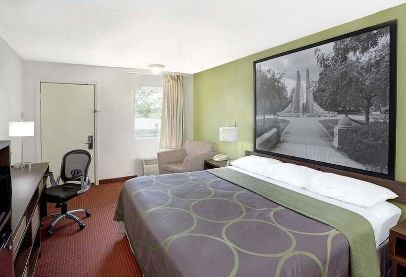 مُتل Super 8 By Wyndham Lafayette