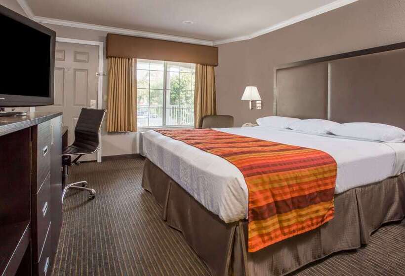 מוטל Super 8 By Wyndham Mountain View