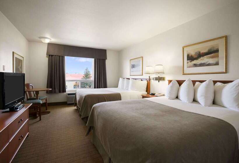 Motel Super 8 By Wyndham Slave Lake Ab