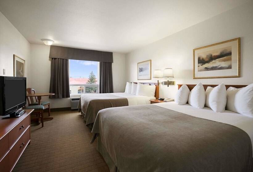 Motel Super 8 By Wyndham Slave Lake Ab