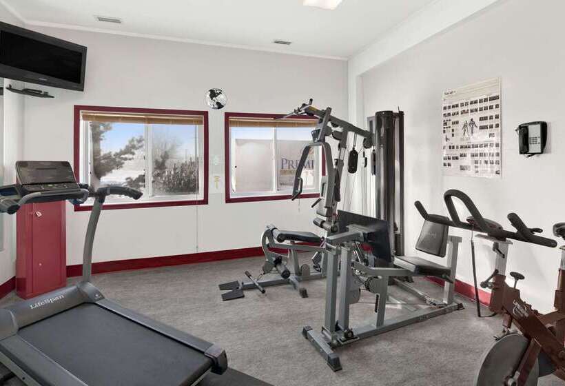 فندق على الطريق Super 8 By Wyndham Swift Current