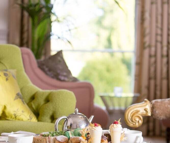 New Park Manor Hotel A Luxury Family