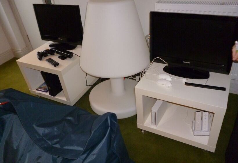 New Park Manor Hotel A Luxury Family