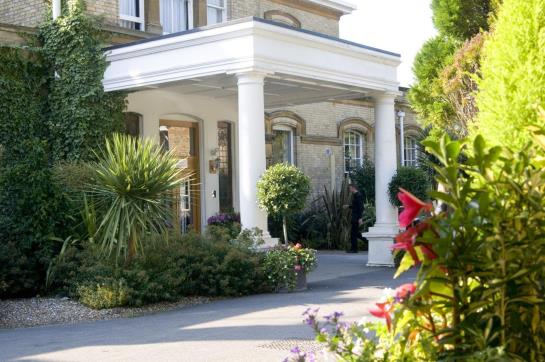 Ponsbourne Park Hotel