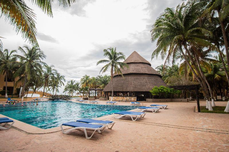 فندق Reef Yucatán All Inclusive & Convention Center