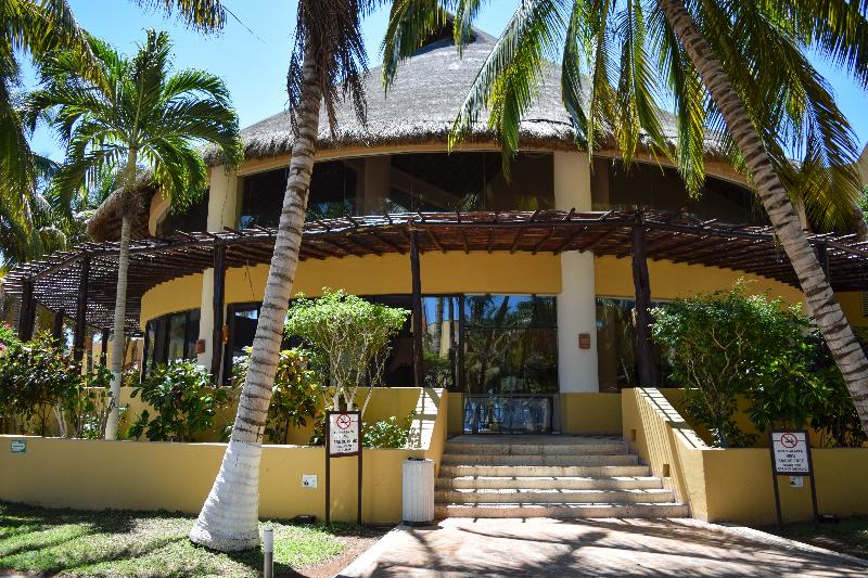 فندق Reef Yucatán All Inclusive & Convention Center
