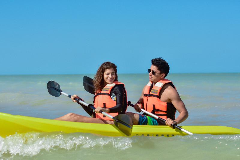 ホテル Reef Yucatán All Inclusive & Convention Center