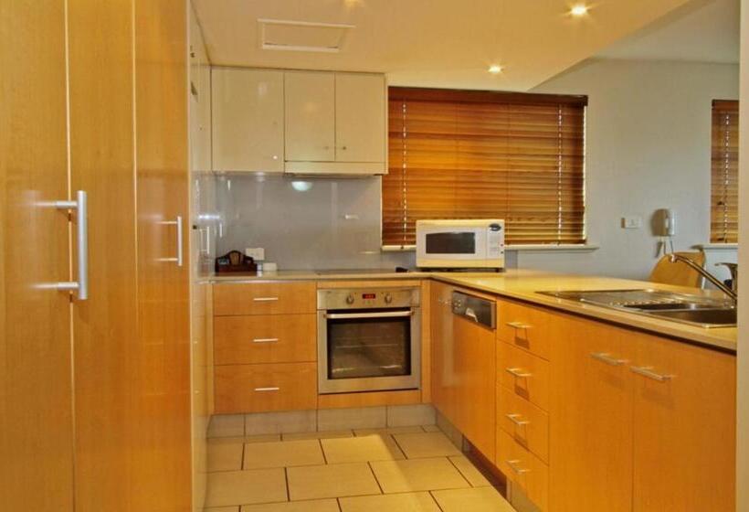 Riverside Holiday Apartments