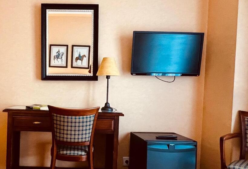 Hospedium Hotel Los Lanceros