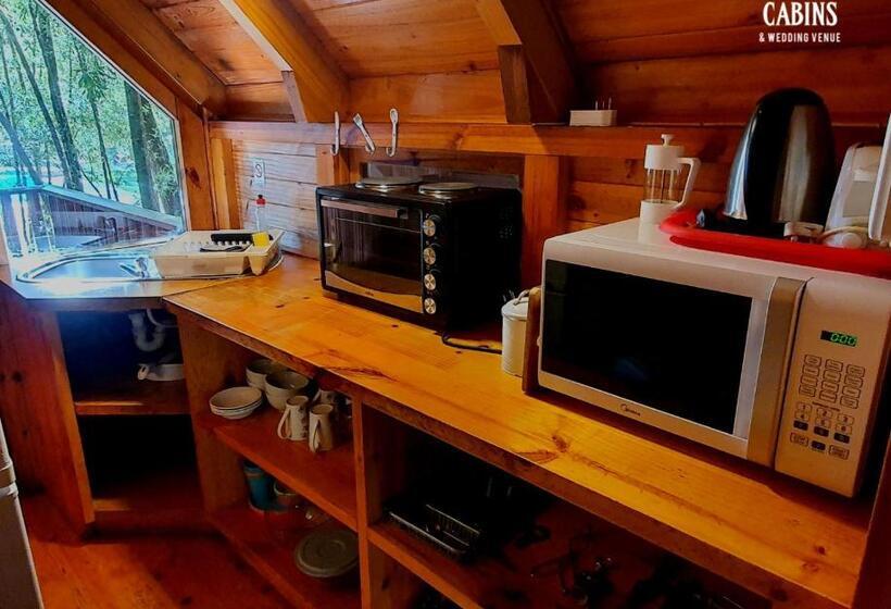 ユースホステル Plett Forest Cabins