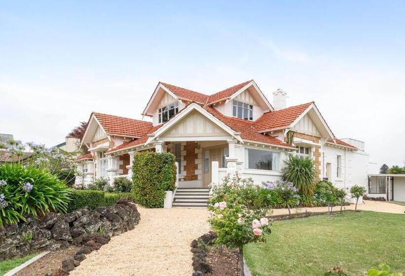 مبيت وإفطار Delgattie Estate