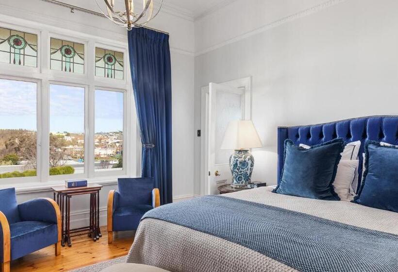 مبيت وإفطار Delgattie Estate