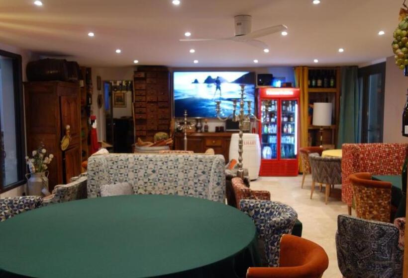 مبيت وإفطار Hostelry Music Repetition