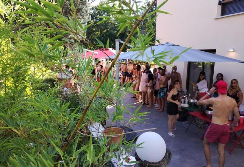 مبيت وإفطار Hostelry Music Repetition