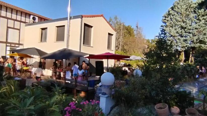 مبيت وإفطار Hostelry Music Repetition