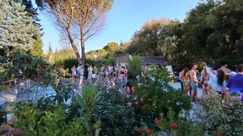 住宿加早餐  Hostelry Music Repetition