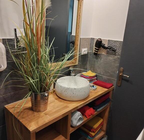 住宿加早餐  Hostelry Music Repetition