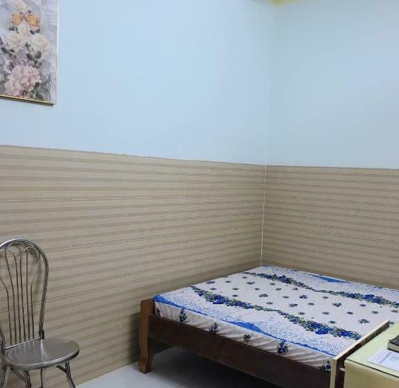 تختخواب و صبحانه Nha Nghi 79