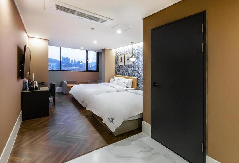 Browndot Hotel Sasang Renecite