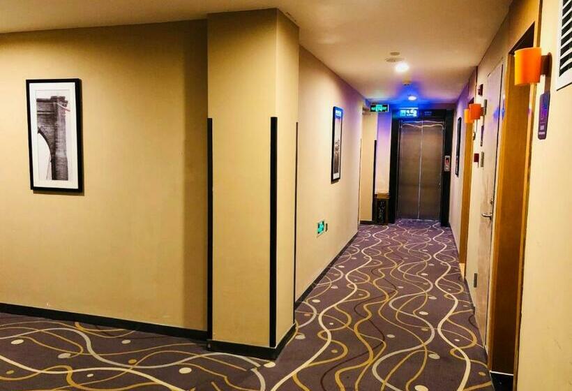 Hotel 7days Premium Beijing Majuqiao Liandong U Valley Branch