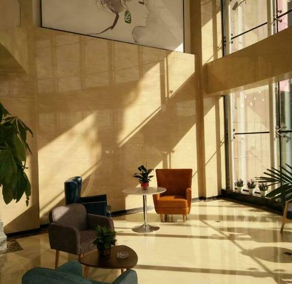 فندق 7days Premium Shandan Center Plaza Branch