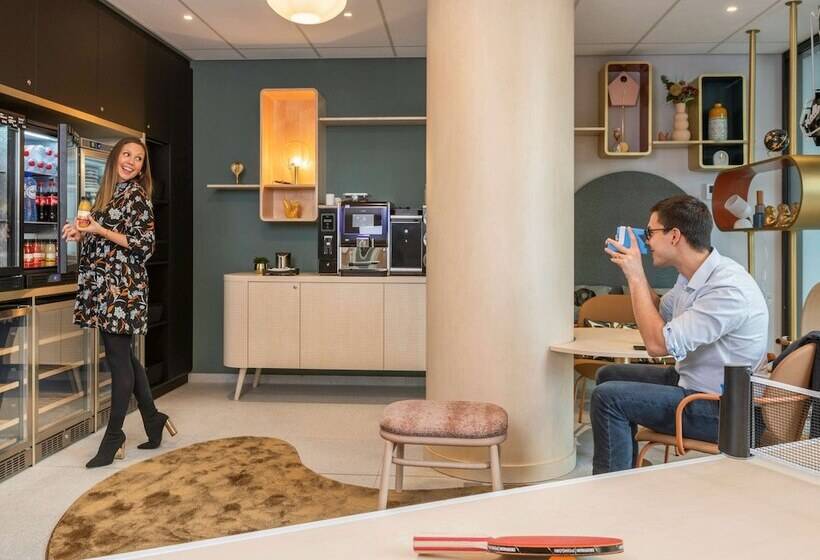 Отель Adagio Access Brussels Delta