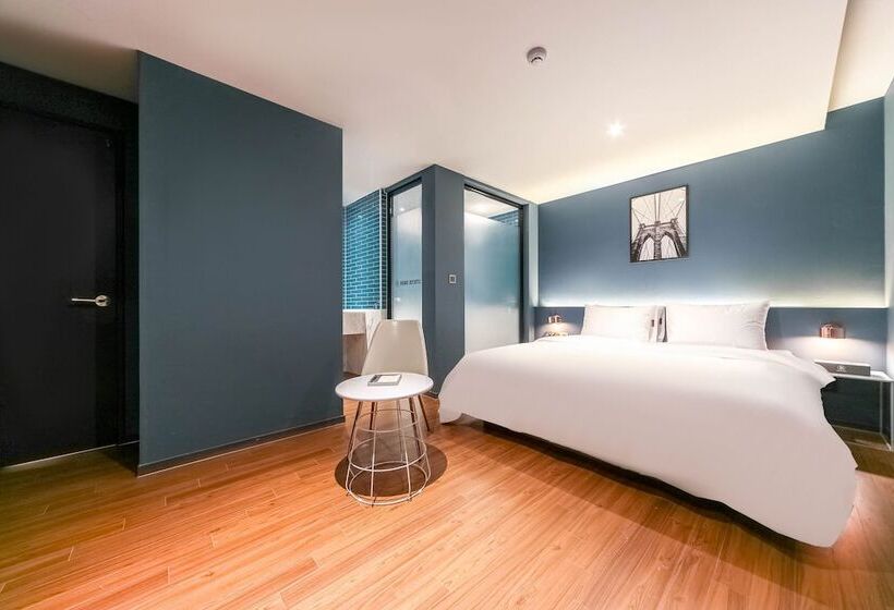 호텔 Pohang Brown Dot