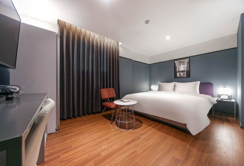 호텔 Pohang Brown Dot