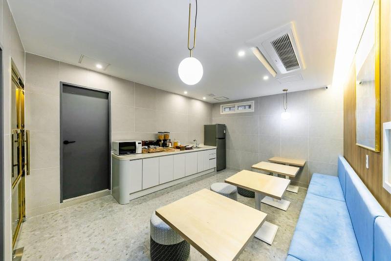 Browndot Hotel Sasang Renecite