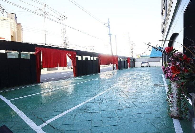 Отель Daejeon Munchang Rosemary