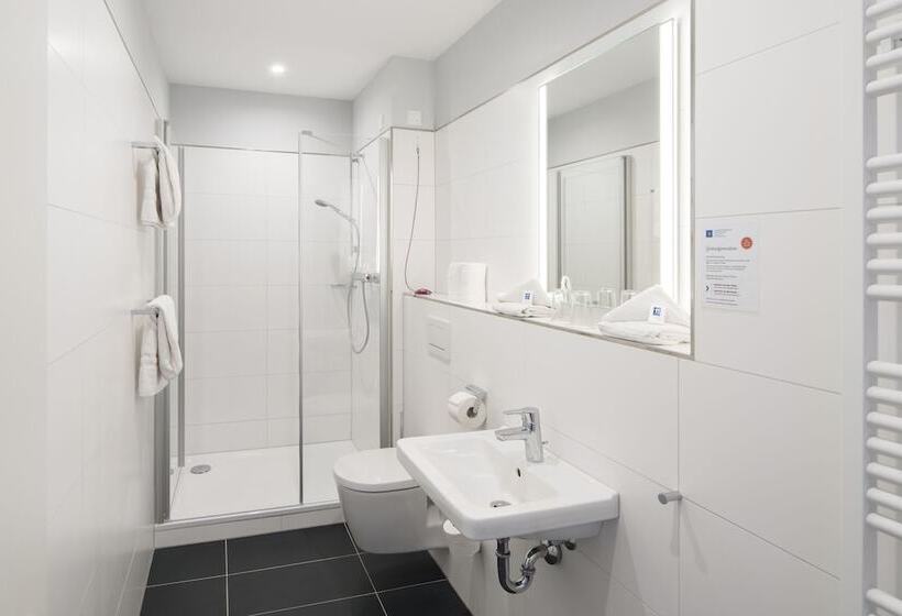 فندق Gesundheitszentrum Helenenquelle