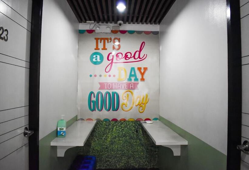 هتل Happy Homes Manila