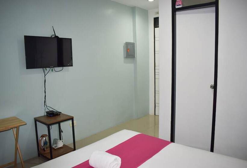 هتل Happy Homes Manila