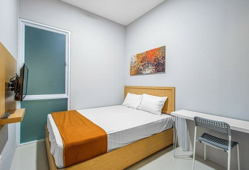 Отель Homestay 8 Cbc