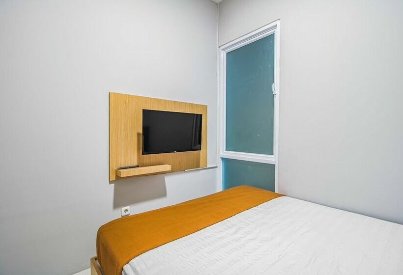 Отель Homestay 8 Cbc