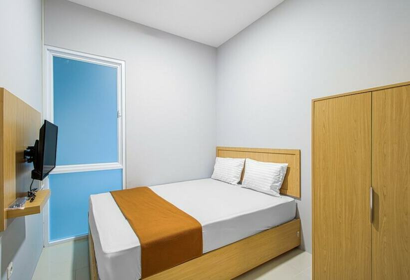 Отель Homestay 8 Cbc