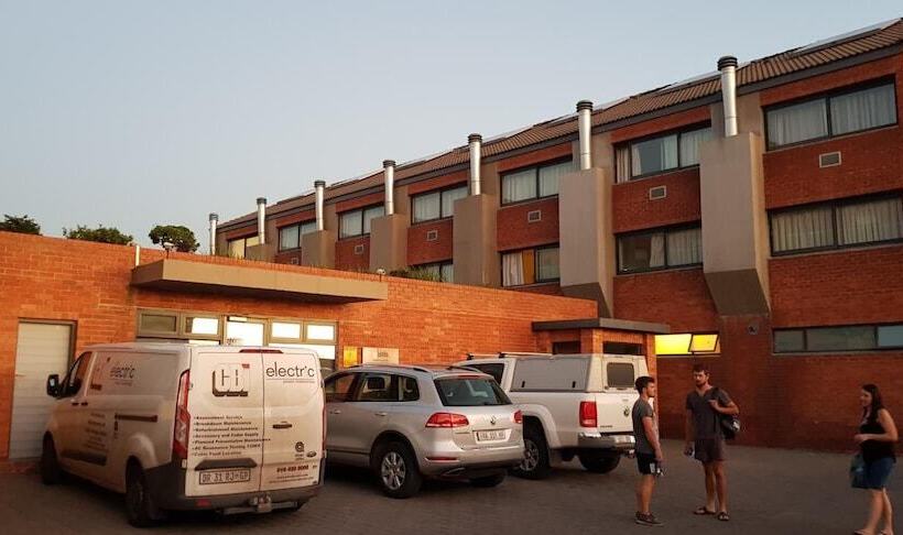 בית מלון כפרי Inn Green At The Lofts