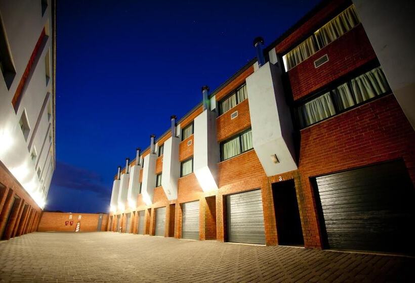 בית מלון כפרי Inn Green At The Lofts