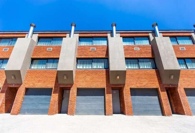 בית מלון כפרי Inn Green At The Lofts