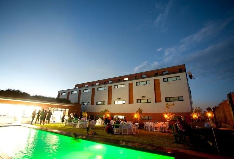 בית מלון כפרי Inn Green At The Lofts