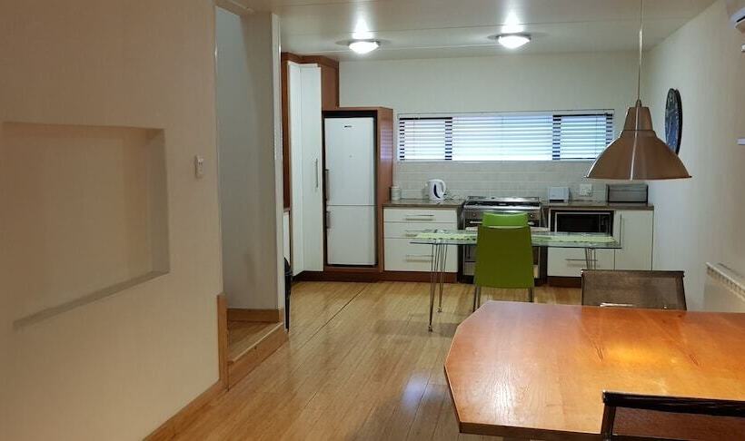 בית מלון כפרי Inn Green At The Lofts