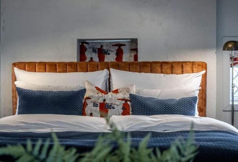 هتل Vertshuset Konow