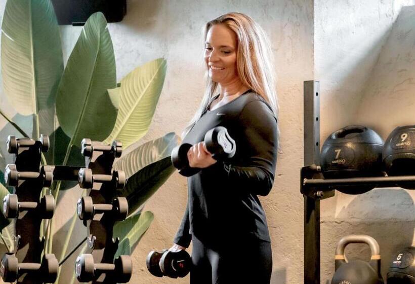 هتل Vertshuset Konow