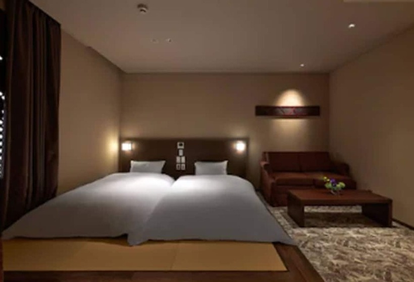 هتل Minn Kanazawa