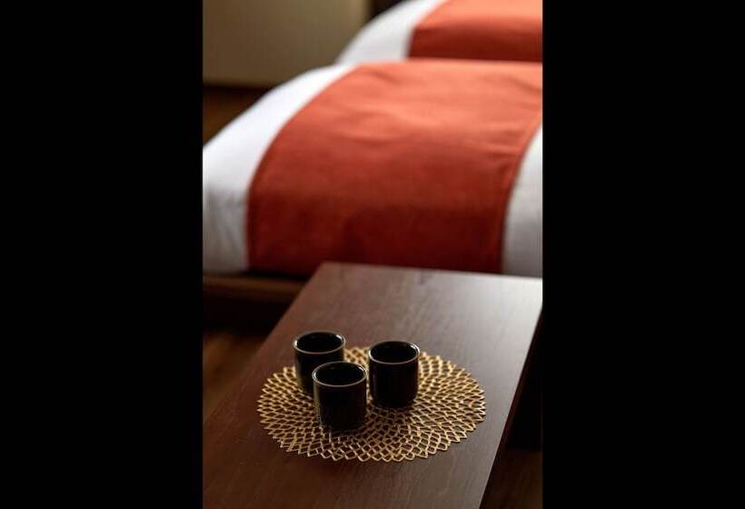 هتل Minn Kanazawa