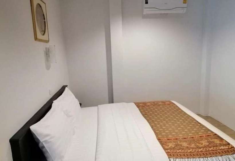 Отель Oyo 1169 Krabi House Private Lake View