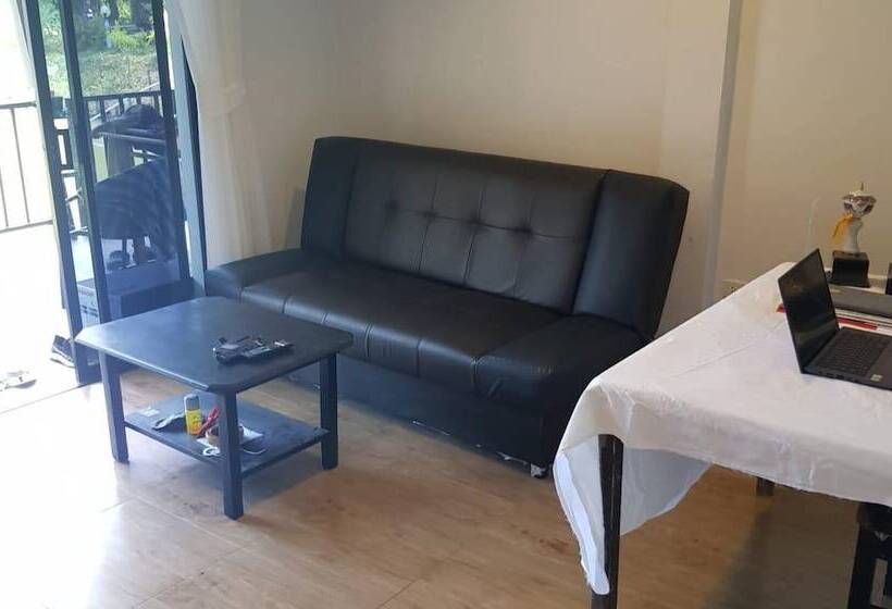 Отель Oyo 1169 Krabi House Private Lake View