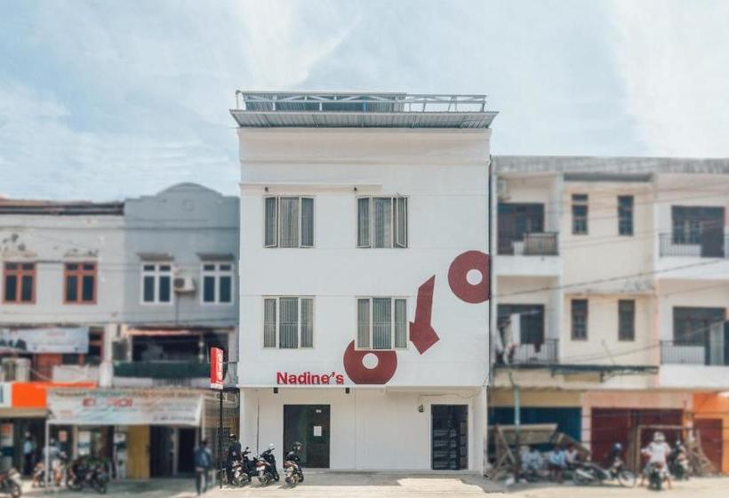 فندق Oyo 1629 Nadine S Home