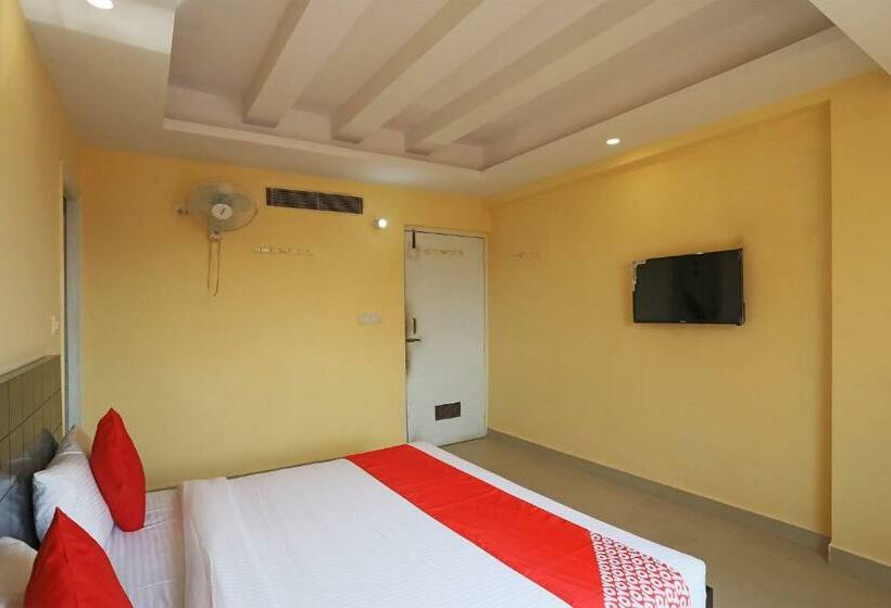 Hotelli Oyo 48576 M3m Paradise