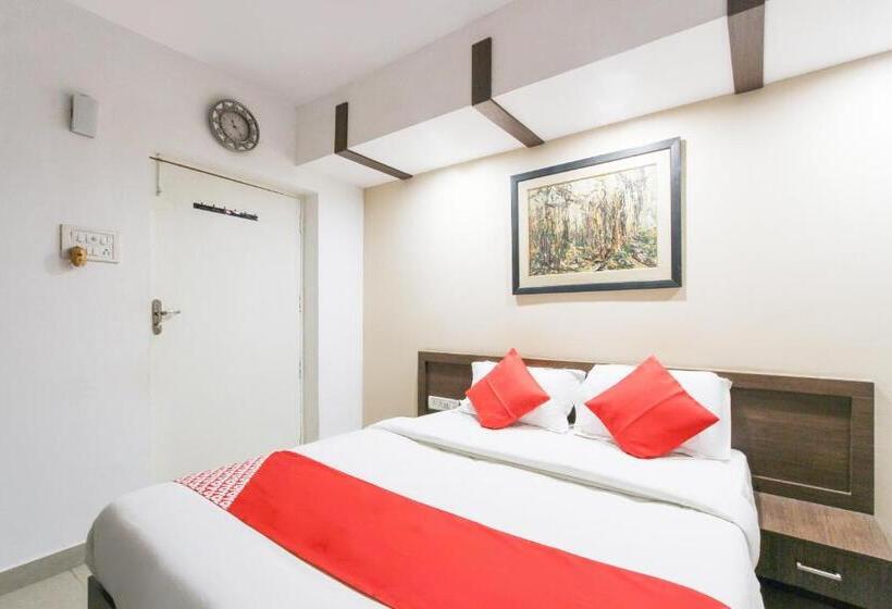 هتل Oyo 70824 Montieth Nest